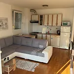 Urban Apartment Sonya